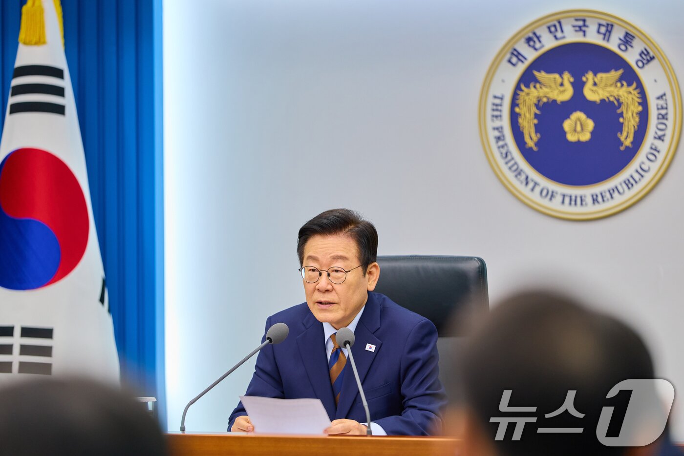 본문 이미지 - 이재명 대통령이 27일 서울 용산 대통령실 청사에서 열린 수석보좌관회의에서 발언하고 있다. &#40;대통령실 제공. 재판매 및 DB 금지&#41; 2025.11.27/뉴스1 ⓒ News1 허경 기자