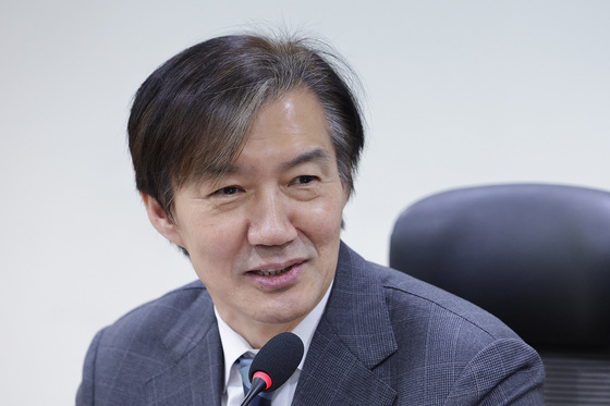 조국 "총선서 이언주·강득구 자리에 꼭 후보 낼 것"…姜 "안양으로 오라"