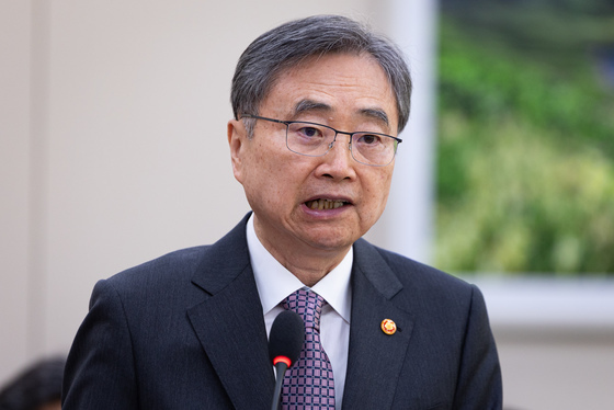 조현 "핵잠은 비확산 체제 준수한 안보 자산…남북 균형 위한 것"