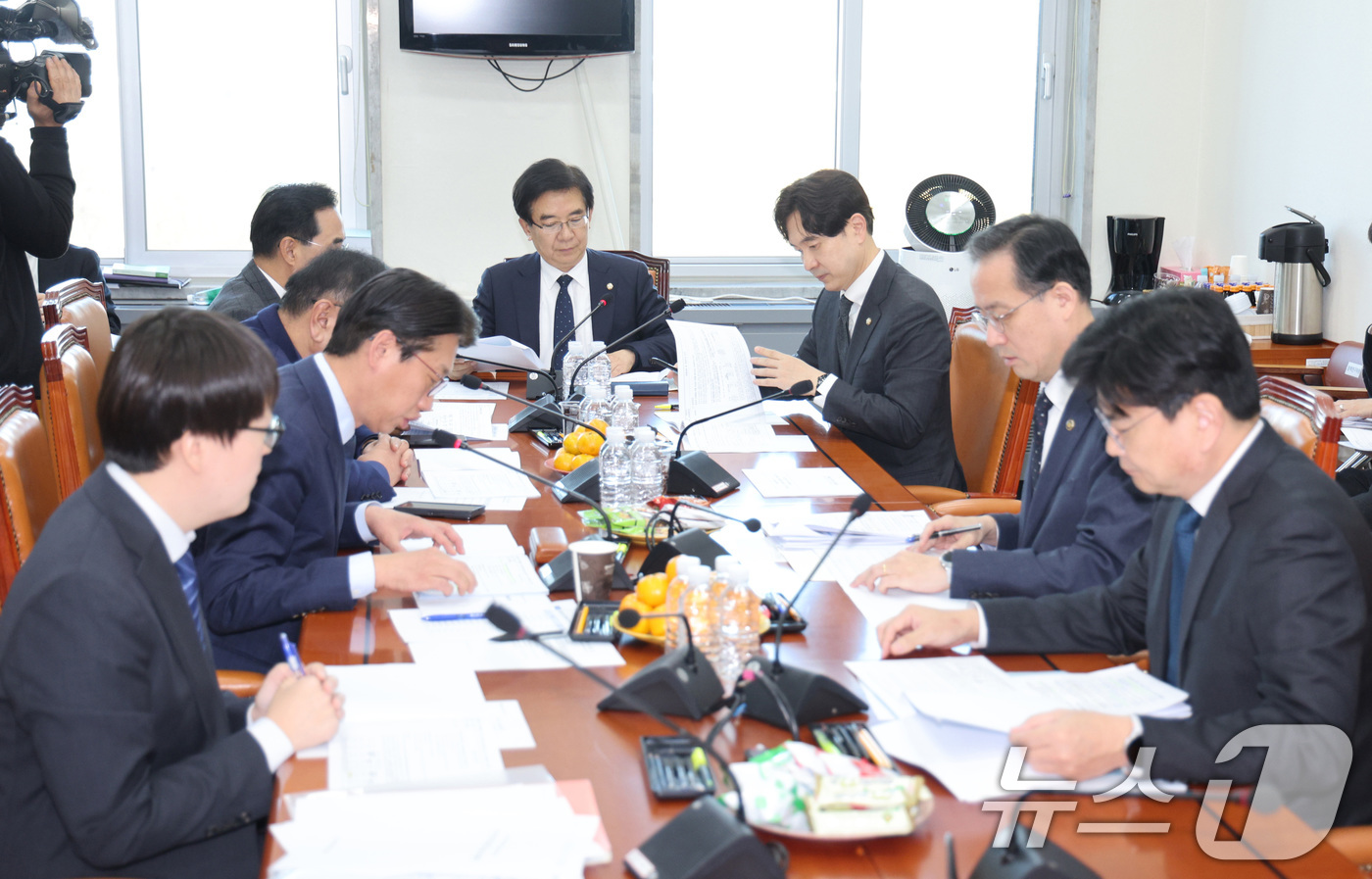 (서울=뉴스1) 신웅수 기자 = 28일 서울 여의도 국회에서 기획재정위원회 예산결산기금심사소위원회의가 열리고 있다. 2025.11.28/뉴스1