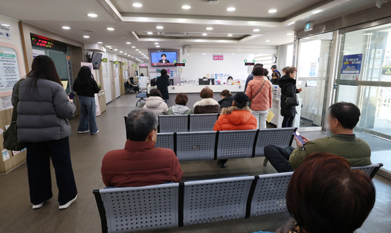 작년 카드 1266조 긁었다, 4.7% '쑥'…'병원·교육비' 결제 주도