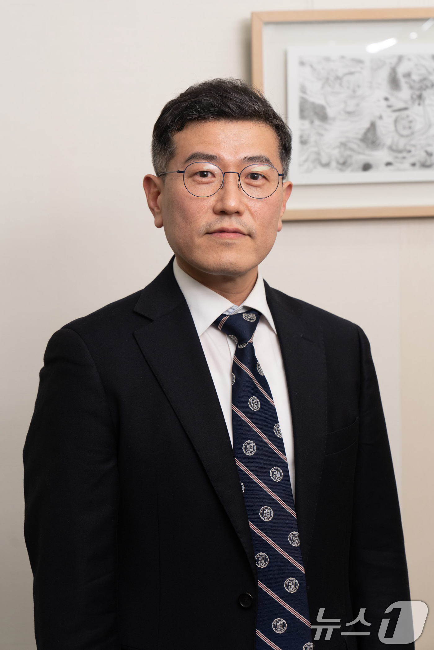 (서울=뉴스1) 허경 기자 = 이재명 대통령이 28일 방송미디어통신위원회 위원에 류신환 변호사를 임명했다. (대통령실 제공. 재판매 및 DB 금지) 2025.11.28/뉴스1