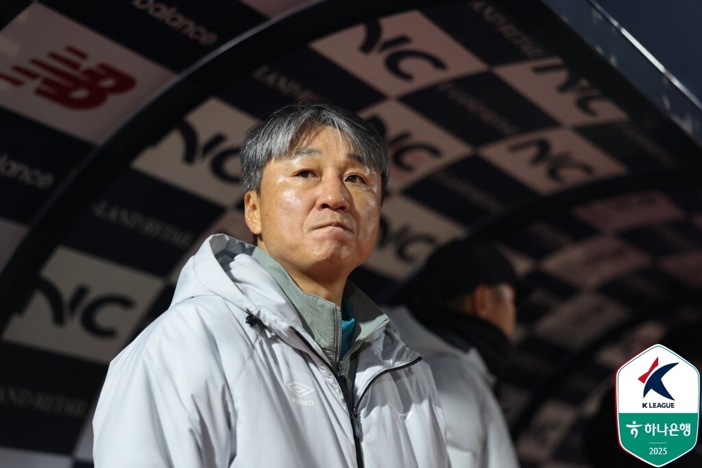 본문 이미지 - 성남FC 전경준 감독. &#40;한국프로축구연맹 제공&#41;