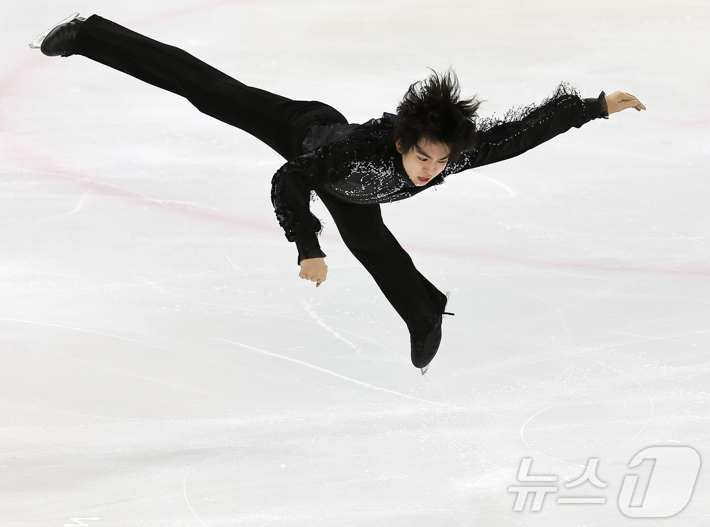 (서울=뉴스1) 김진환 기자 = 차준환(서울시청)이 29일 서울 양천구 목동아이스링크에서 열린 2025 KB금융 전국남녀 피겨스케이팅 회장배 랭킹대회 남자 시니어 쇼트프로그램에 출 …