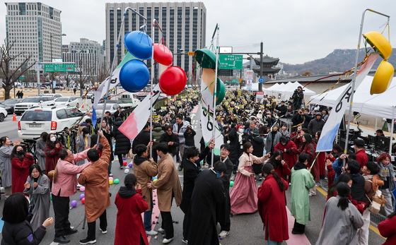 '교사 정당가입 요구'