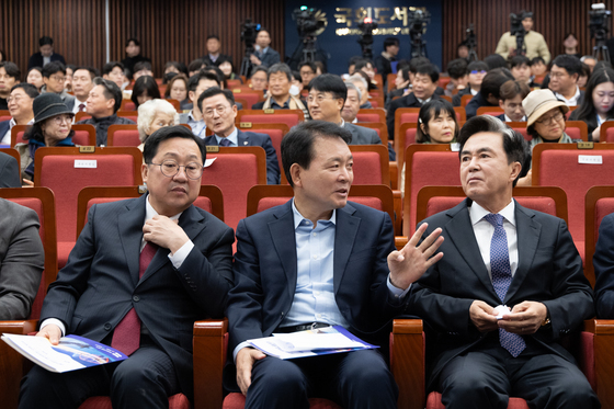 성일종 “통합 반대 세력은 정부여당…대표 발의 법안 그대로 베껴도 돼”