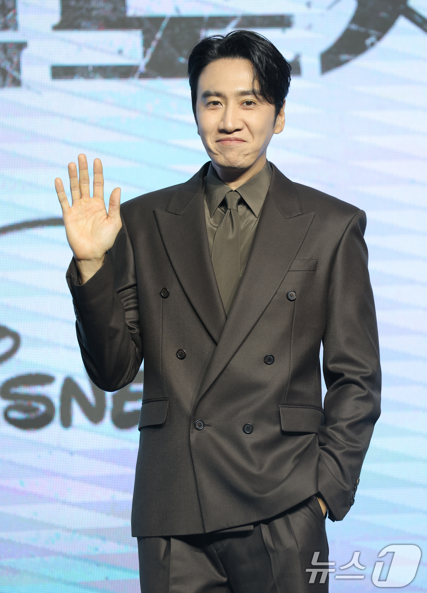 (서울=뉴스1) 권현진 기자 = 배우 이광수가 3일 오전 서울 영등포구 콘래드 서울 호텔에서 열린 디즈니+ 오리지널 시리즈 ‘조각도시’(각본 오상호/연출 박신우) 제작발표회에서 포 …