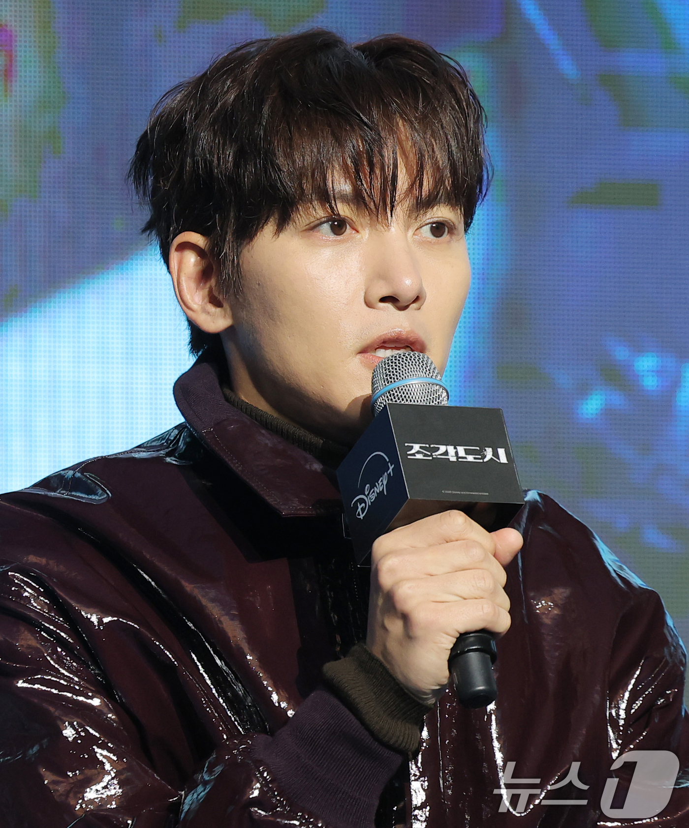 (서울=뉴스1) 권현진 기자 = 배우 지창욱이 3일 오전 서울 영등포구 콘래드 서울 호텔에서 열린 디즈니+ 오리지널 시리즈 ‘조각도시’(각본 오상호/연출 박신우) 제작발표회에서 인 …