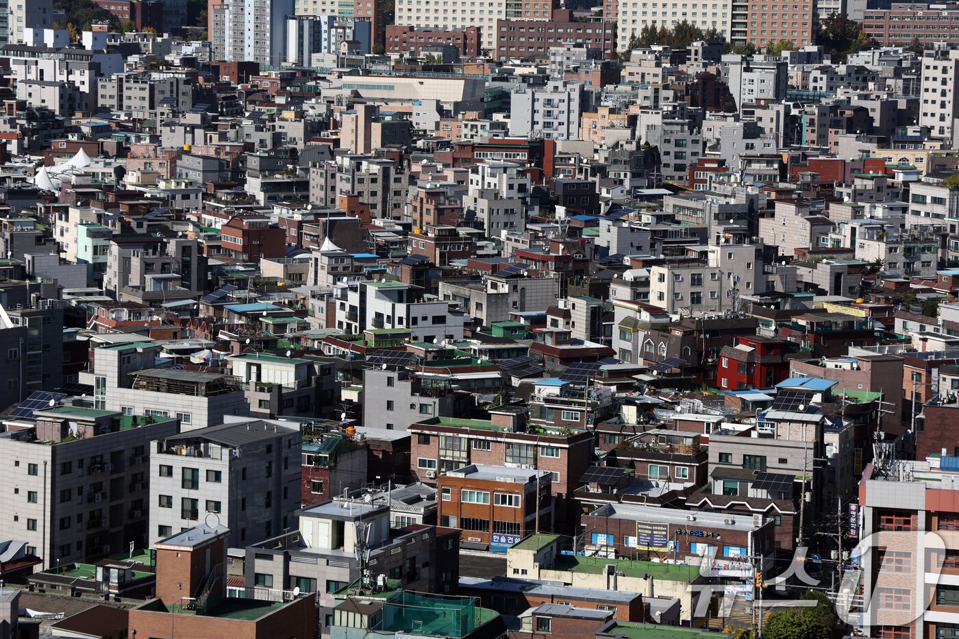 본문 이미지 - 서울시내 주택가 모습. 2025.11.3/뉴스1 ⓒ News1 황기선 기자