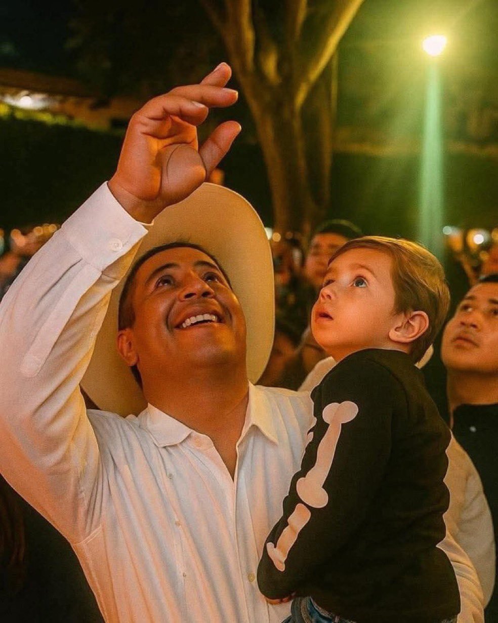 본문 이미지 - 카를로스 알베르토 만조 로드리게즈 시장의 생전 모습 &#40;출처=엑스&#41;