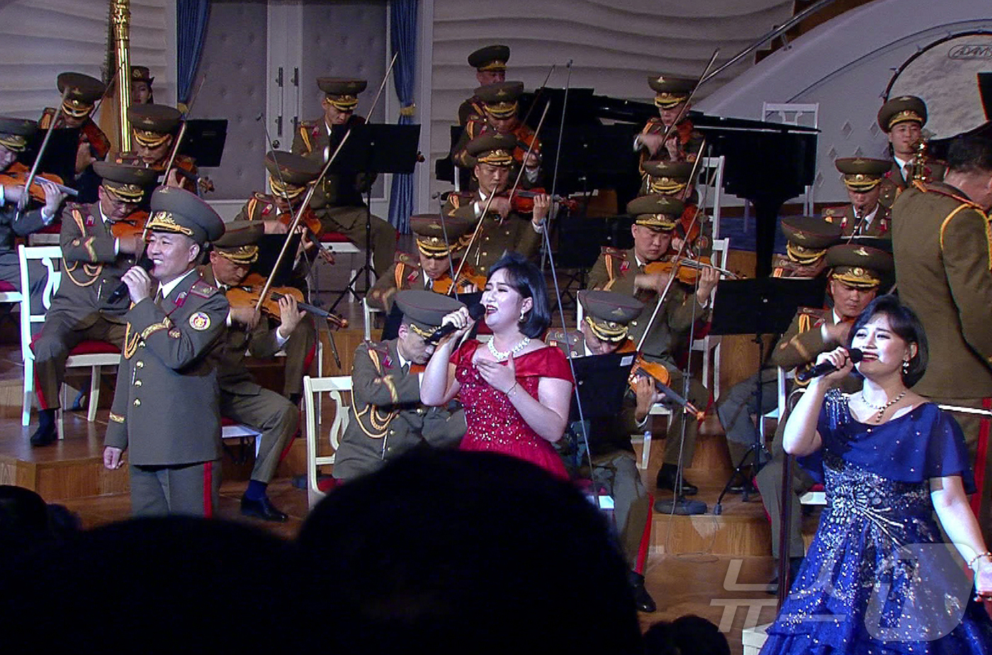 (평양 노동신문=뉴스1) = 북한 노동당 기관지 노동신문은 30일 "조선인민군 공군 창설 80주년 기념행사가 11월 28일 제2공군사단 59길영조영웅연대 갈마비행장에서 성대히 진행 …