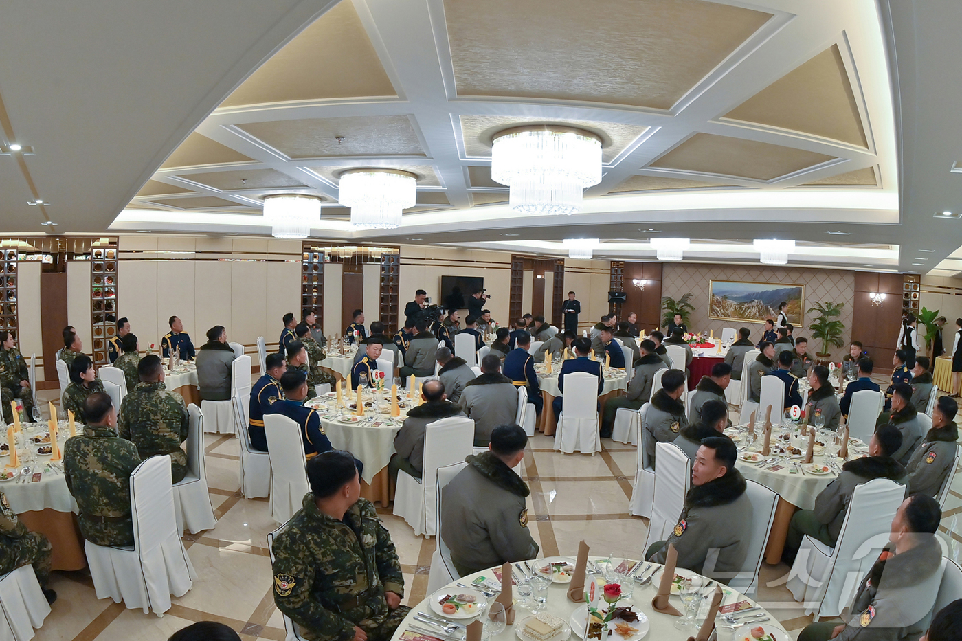 (평양 노동신문=뉴스1) = 북한 노동당 기관지 노동신문은 30일 "조선인민군 공군 창설 80주년 기념행사가 11월 28일 제2공군사단 59길영조영웅연대 갈마비행장에서 성대히 진행 …