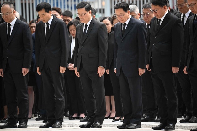 시진핑, 홍콩 업무보고 청취…"통치→발전으로 새 발걸음" 긍정 평가