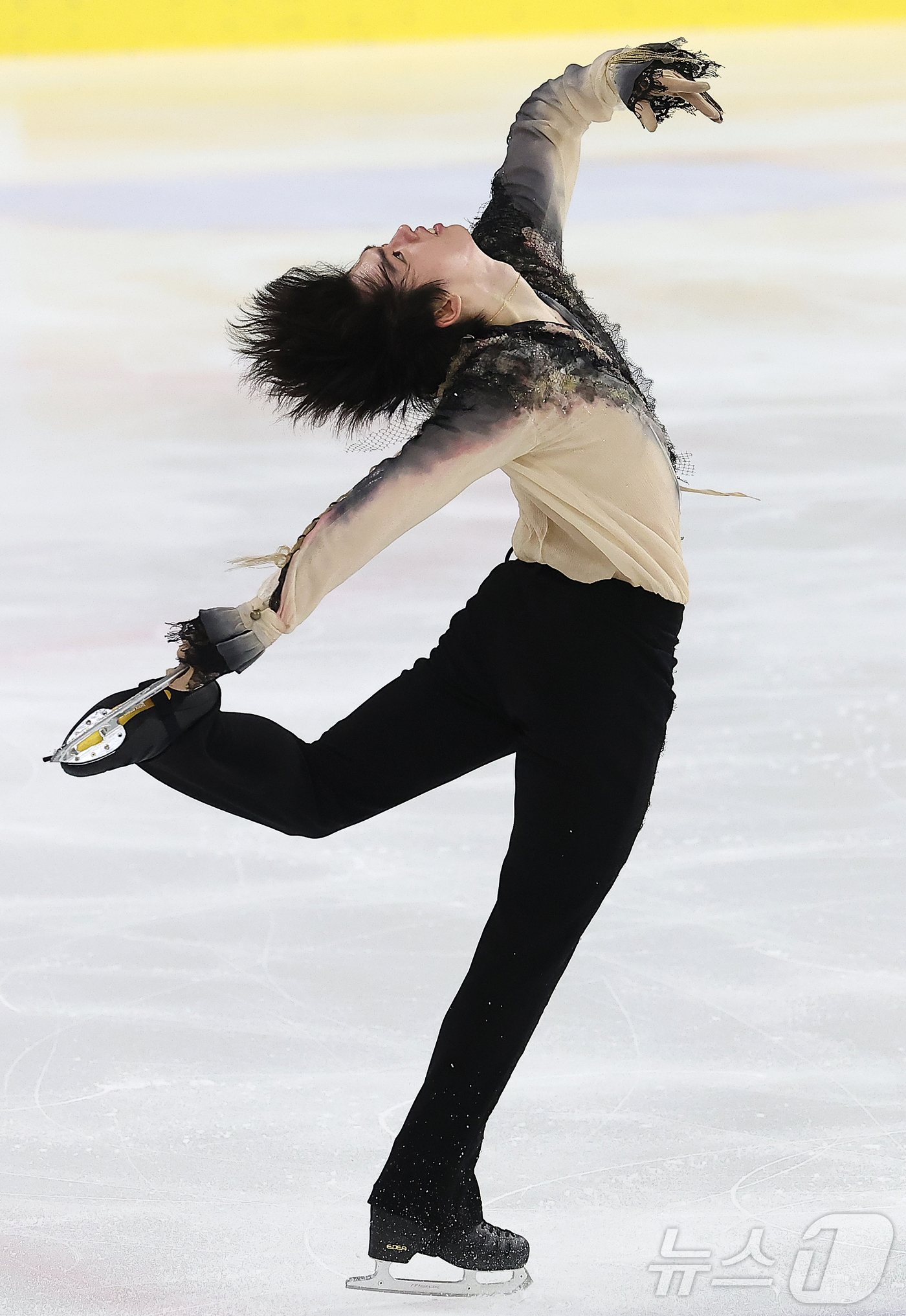 (서울=뉴스1) 김진환 기자 = 차준환(서울시청)이 30일 서울 양천구 목동아이스링크에서 열린 2025 KB금융 전국남녀 피겨스케이팅 회장배 랭킹대회 남자 싱글 프리 프로그램 연기 …