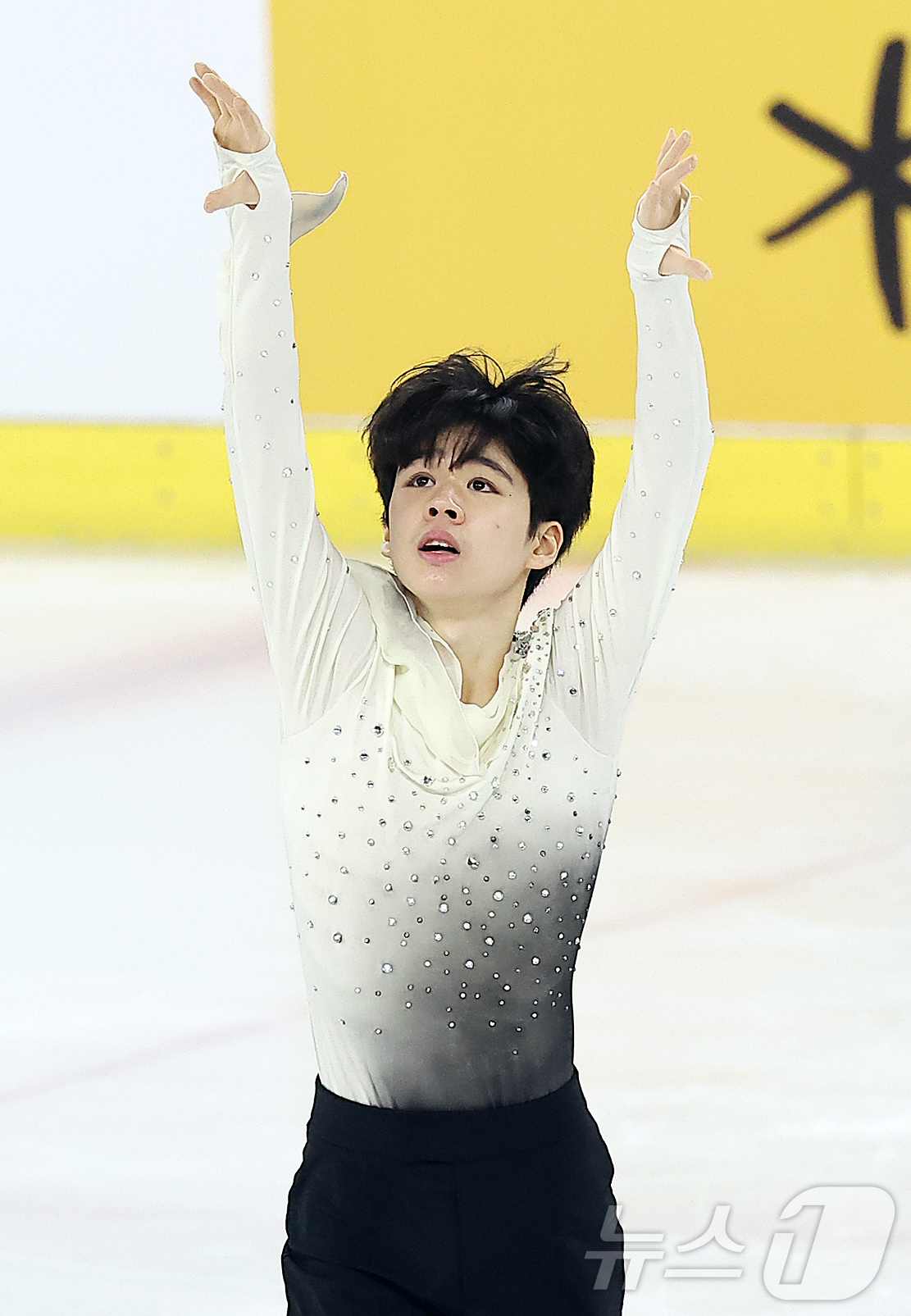 (서울=뉴스1) 김진환 기자 = 서민규(경신고등학교)가 30일 서울 양천구 목동아이스링크에서 열린 2025 KB금융 전국남녀 피겨스케이팅 회장배 랭킹대회 남자 싱글 프리 프로그램 …