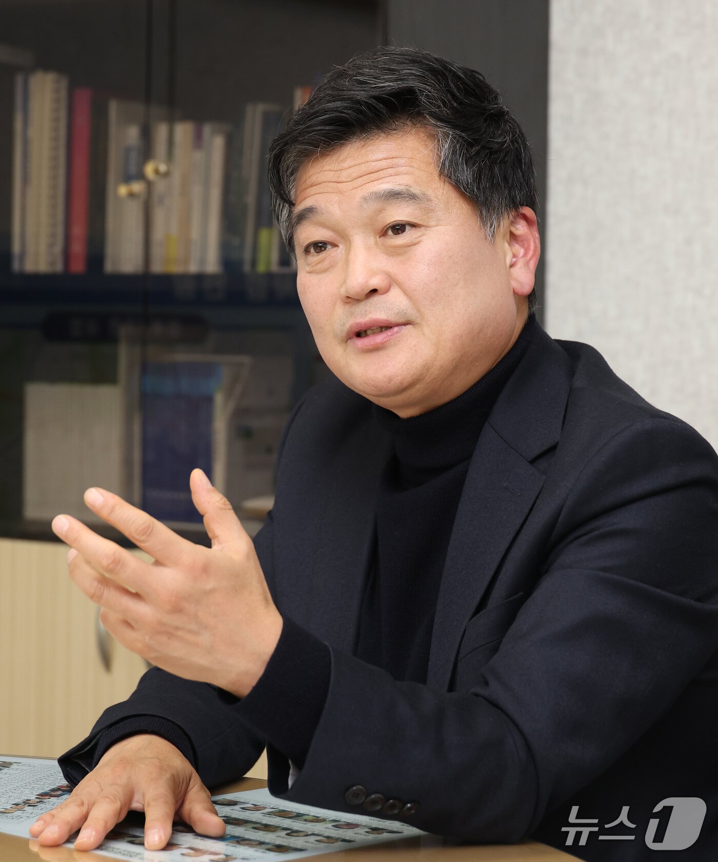 본문 이미지 - 박종효 인천 남동구청장이 지난 24일 남동구청 구청장실에서 뉴스1과 만나 인터뷰를 하고 있다.(남동구 제공. 재배포 및 DB금지)2025.11.30/뉴스1