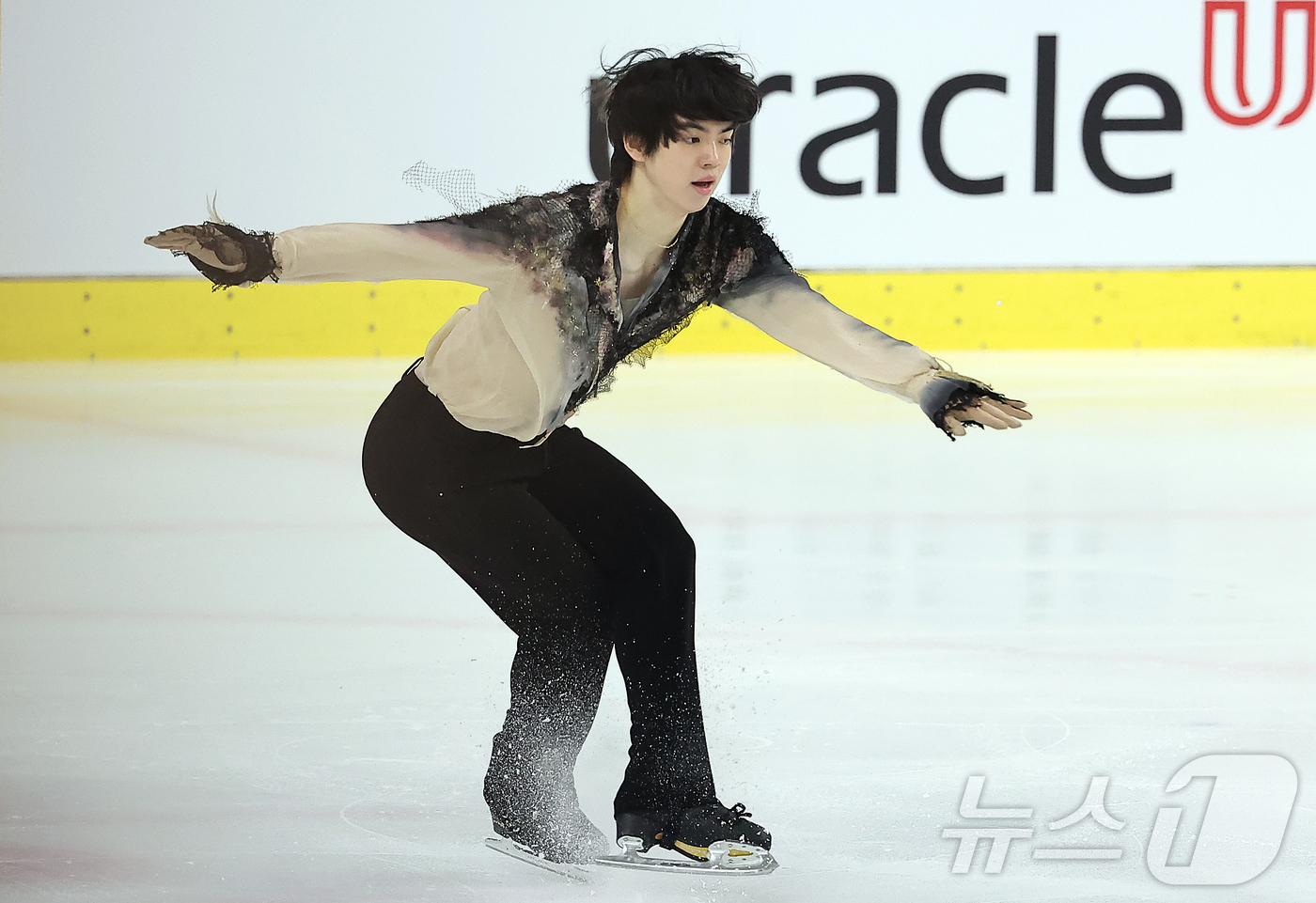 (서울=뉴스1) 김진환 기자 = 차준환(서울시청)이 30일 서울 양천구 목동아이스링크에서 열린 2025 KB금융 전국남녀 피겨스케이팅 회장배 랭킹대회 남자 싱글 프리 프로그램 연기 …