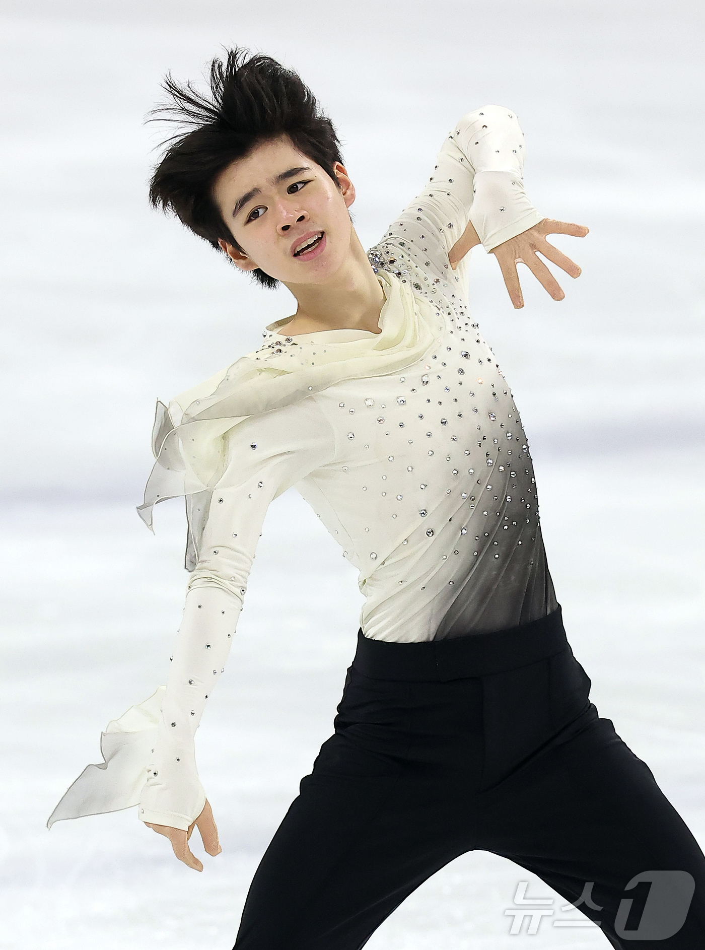 (서울=뉴스1) 김진환 기자 = 서민규(경신고등학교)가 30일 서울 양천구 목동아이스링크에서 열린 2025 KB금융 전국남녀 피겨스케이팅 회장배 랭킹대회 남자 싱글 프리 프로그램 …