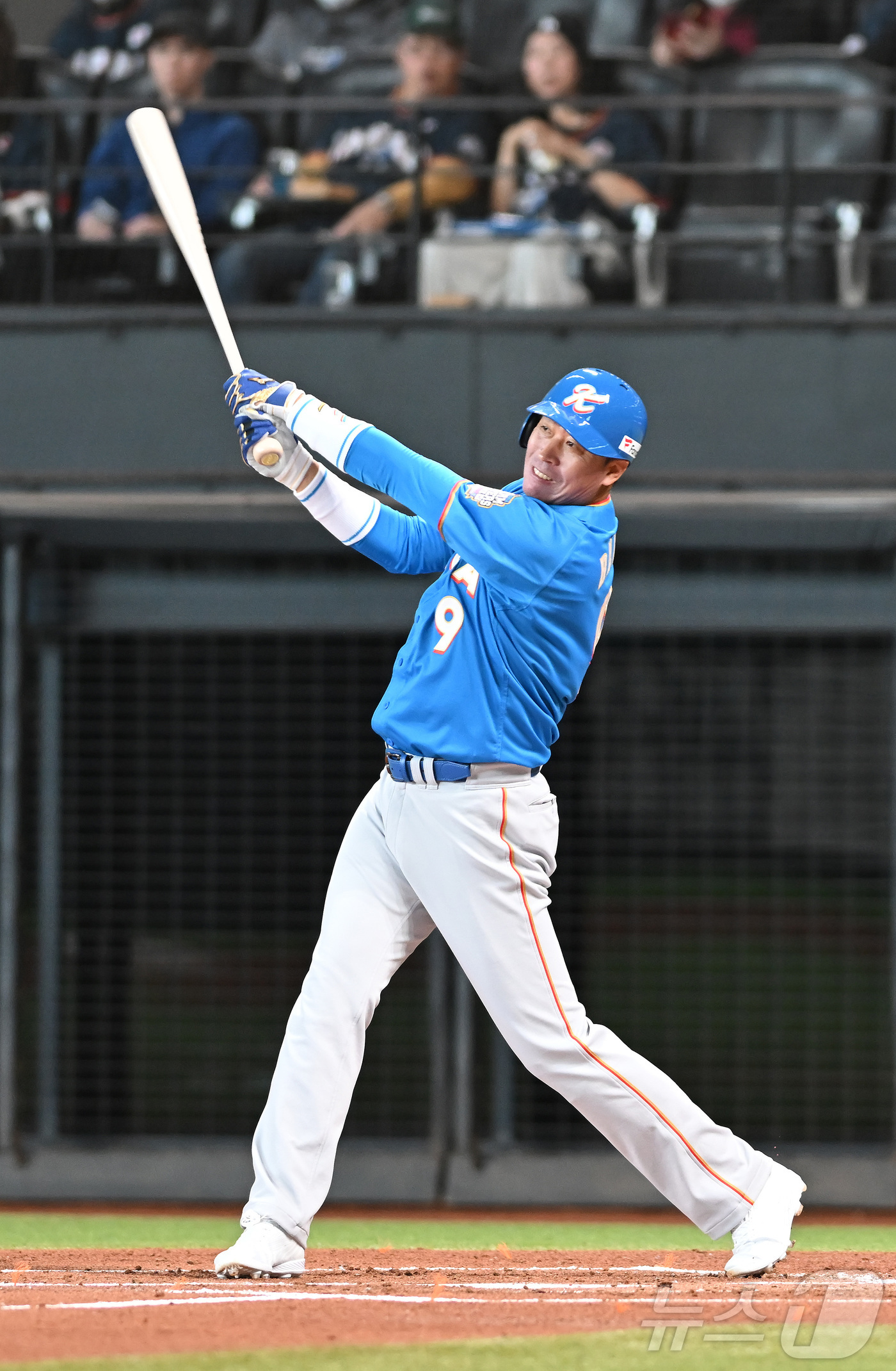 (훗카이도(일본)=뉴스1) 사진공동취재단 = 30일 일본 에스콘필드 홋카이도에서 ‘한일 드림 플레이어즈 게임’이 열렸다.이 게임은 한국과 일본 프로야구를 대표했던 스타들이 총  출 …