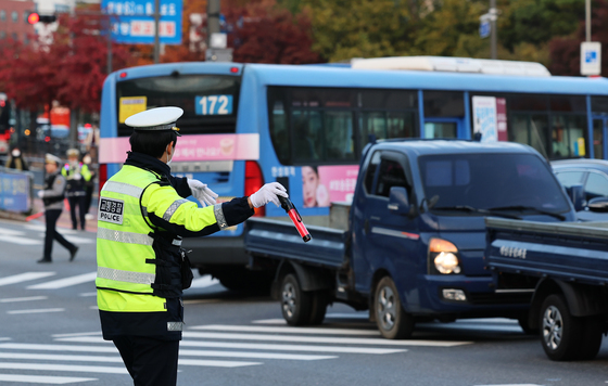 서울경찰, 출퇴근 시간대 꼬리물기·끼어들기 집중 단속