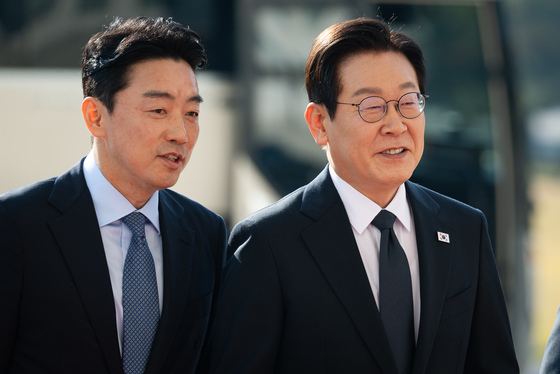 충남 간 李대통령 "우리 강훈식 비서실장 온댔는데"