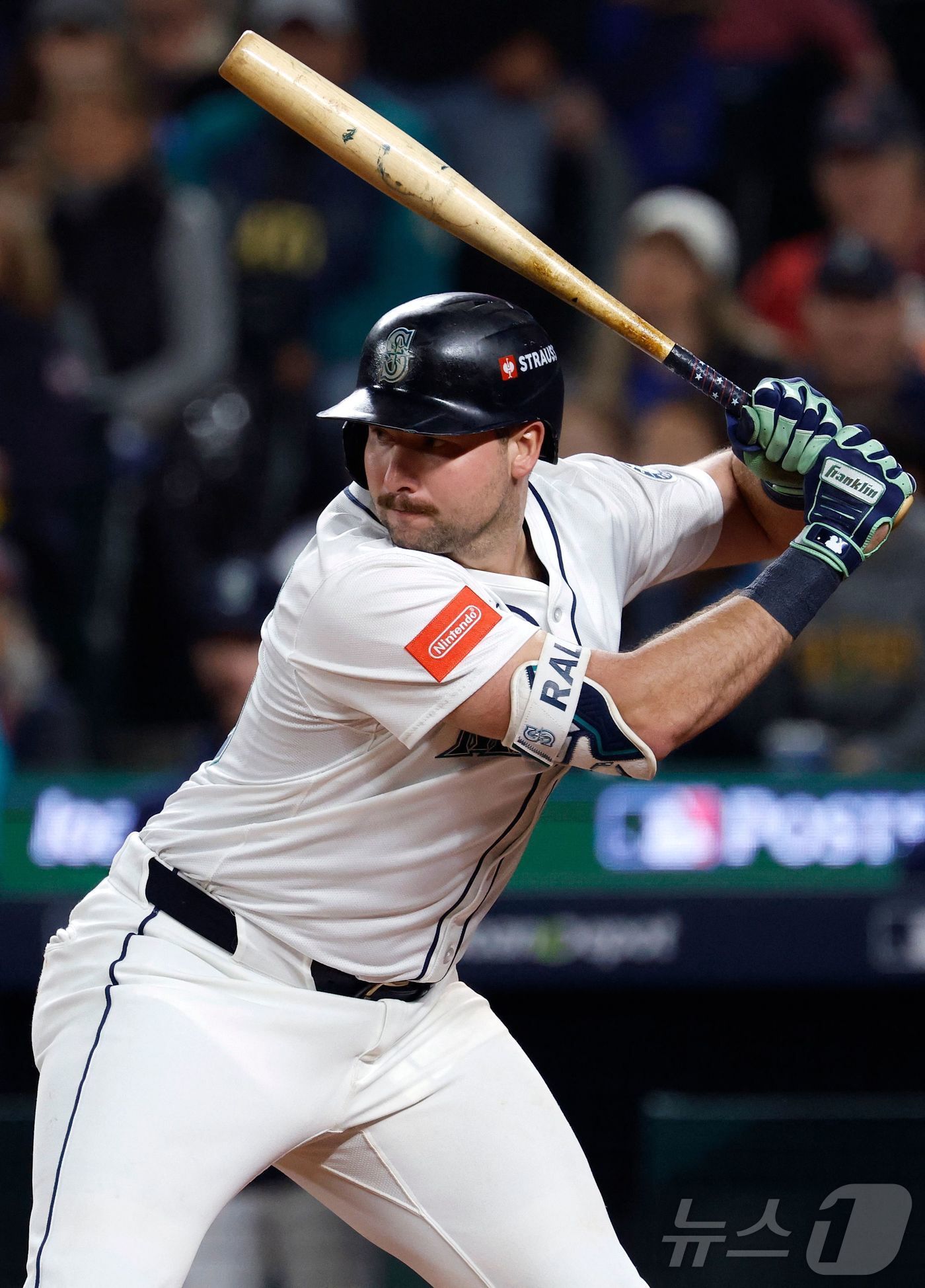 본문 이미지 - 칼 롤리&#40;시애틀 매리너스&#41;. ⓒ AFP=뉴스1