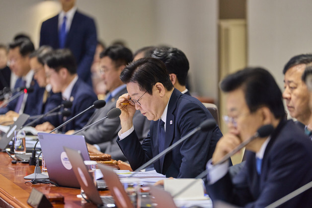 정부 2035 NDC 53~61% 확정…李대통령 "회피하면 더 큰 위기"(종합)