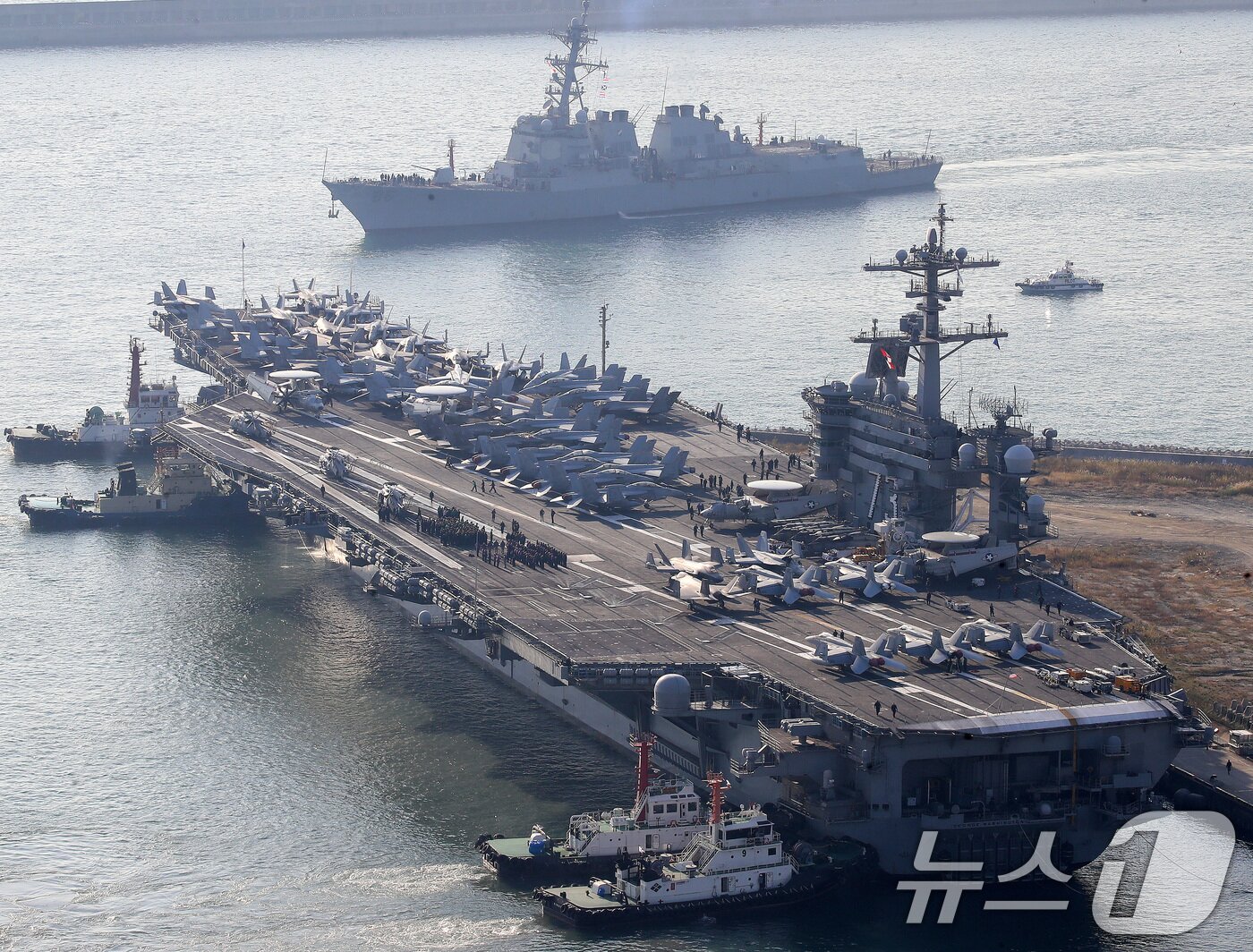 본문 이미지 - 미국 해군 핵추진 항공모함 '조지워싱턴함'(CVN-73) 2025.11.5/뉴스1 ⓒ News1 윤일지 기자