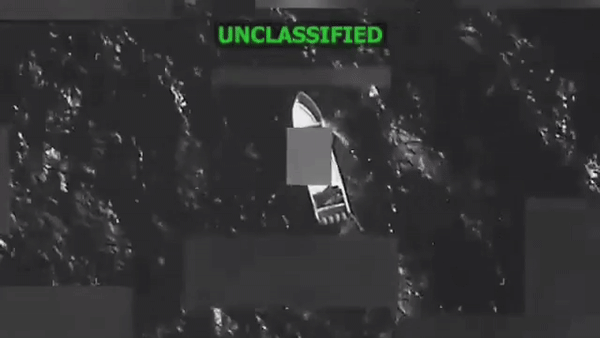 본문 이미지 - 4일&#40;현지시간&#41; 피트 헤그세스 미국 국방장관은 동부 태평양에서 마약운반이 의심되는 선박을 공격했다고 밝혔다. &#40;출처=엑스&#41;