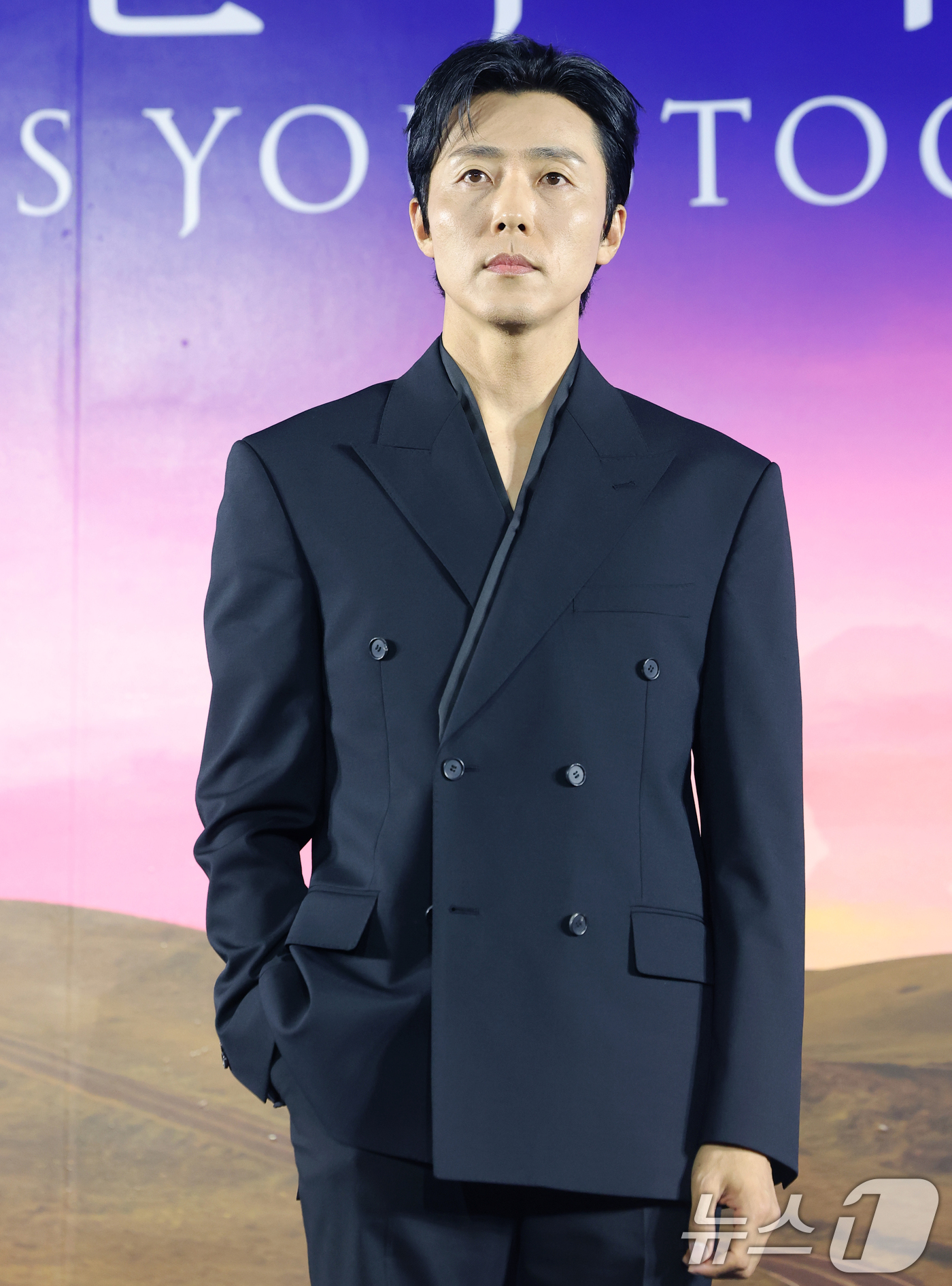 (서울=뉴스1) 권현진 기자 = 배우 이무생이 5일 오전 서울 용산구 CGV용산아이파크몰에서 열린 넷플릭스 시리즈 ‘당신이 죽였다’ 제작발표회에 참석해 포즈를 취하고 있다.‘당신이 …