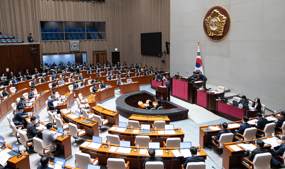 "투자 아닌 송금" "불확실성 해소"…한미 관세 합의 놓고 충돌(종합)