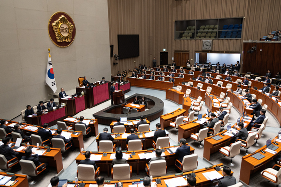 예결위 與 "李정부 경제 대반전" vs 野 "대미 투자 아닌 송금"