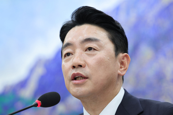 강훈식 "김현지, 강선우 사퇴 당시 통화…불러서 주의 줬다"