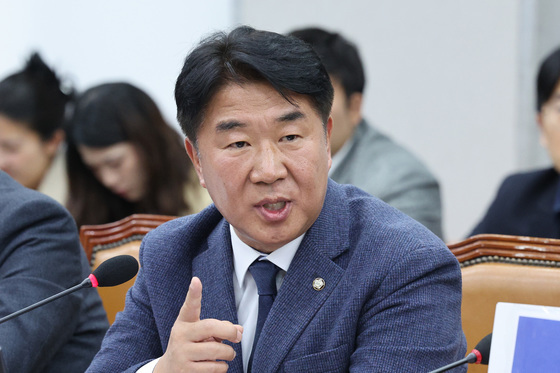 與서 호르무즈 파병 공개 반대…이기헌 "동의안 오면 반대"