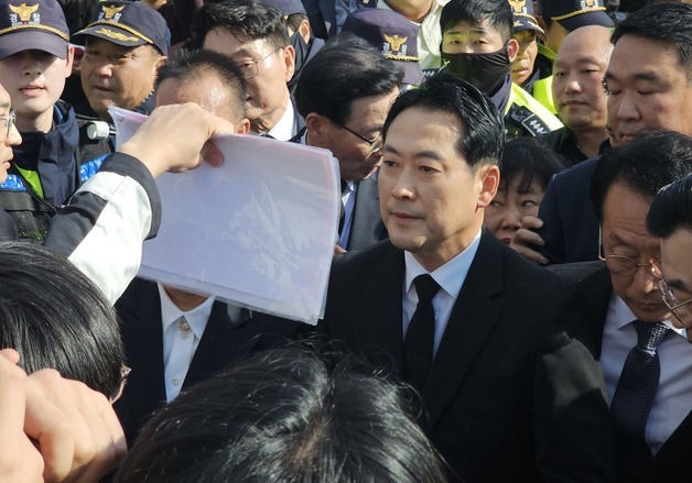 장동혁 국민의힘 대표 5·18 민주묘지 참배 무산 두고 공방