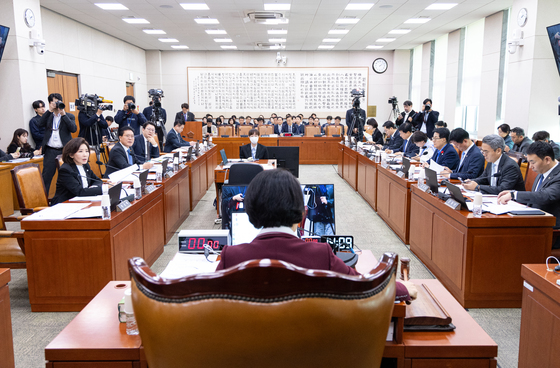 "GPU 26만개, 민간 성과" "배 아프나"…법사위, 여야 설전(종합)