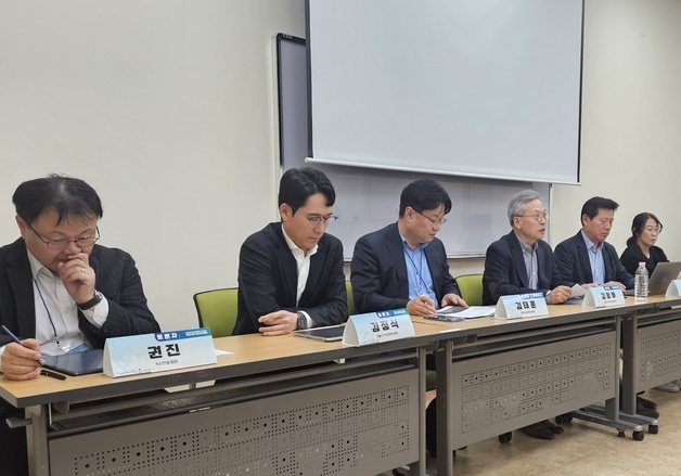 "소송보다 중재 활용" 민관 한 목소리…전문성·공정성 강화 지적도