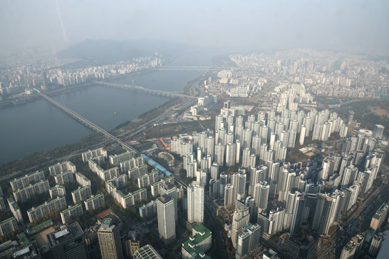 서울 아파트 시가총액 1803조 원 첫 돌파…재건축 14.7% 급등