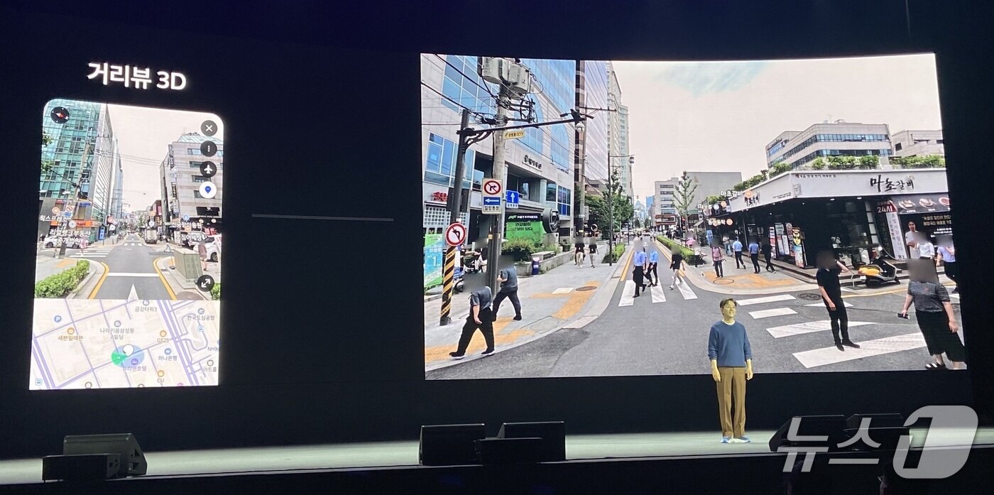 본문 이미지 - 최승락 네이버 플레이스 프로덕트 부문장이 6일 서울 강남구 코엑스에서 열린 팀네이버 통합 콘퍼런스 &#39;단25&#39;&#40;DAN25&#41; 딥다이브 세션에서 연사로 나섰다. 2025.11.06. ⓒ 뉴스1 신은빈 기자