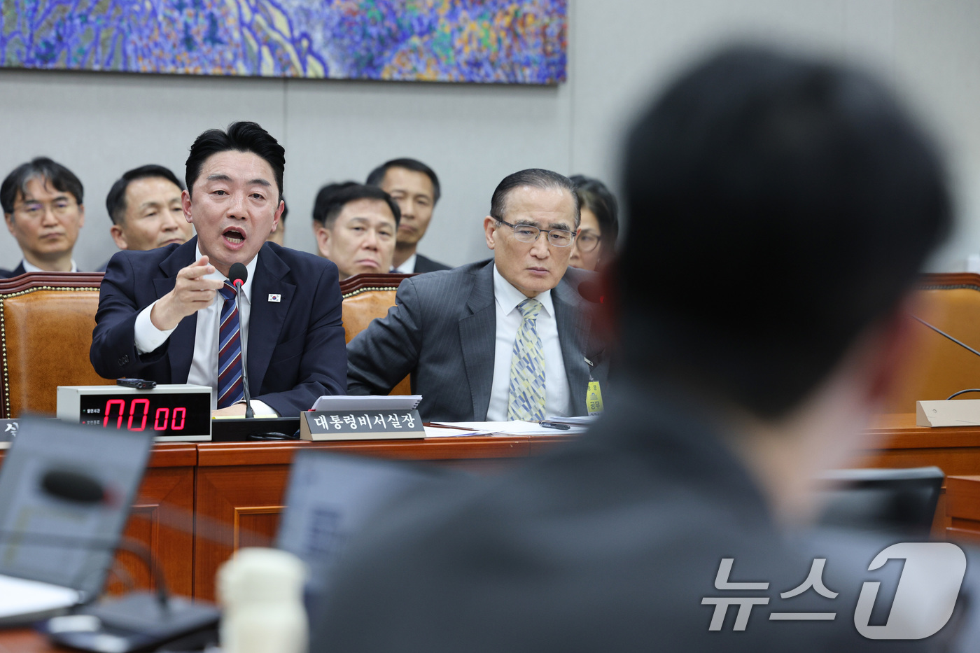 (서울=뉴스1) 신웅수 기자 = 강훈식 대통령 비서실장이 6일 서울 여의도 국회에서 열린 국회운영위원회의 대통령비서실 등에 대한 국정감사에서 주진우 국민의힘 의원 질의에 답변하고 …