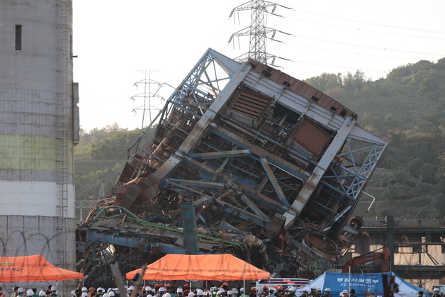 "위가 아닌 아래부터 잘랐다"… 울산화력 붕괴 원인 '거꾸로 공정'