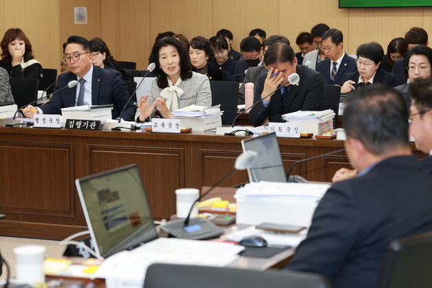 "사람 배려 없는 행감"…직원 사망에 충북교육청 참담한 슬품