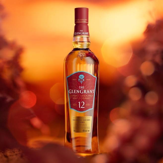 본문 이미지 - '더 글렌그란트 12년 셰리 캐스크'.(캄파리코리아 제공)