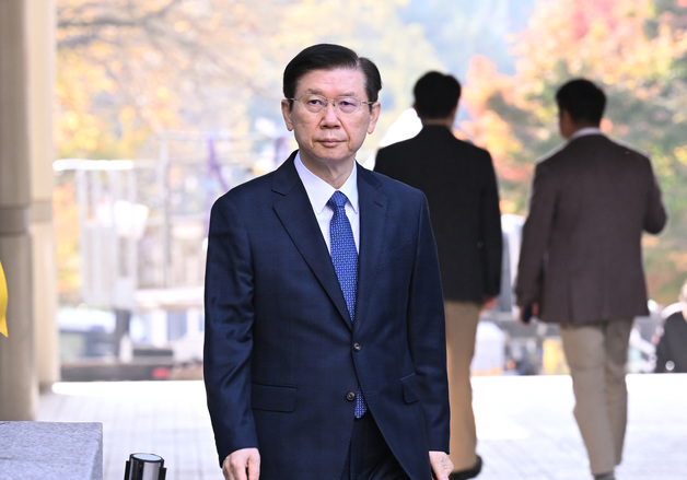 '尹 체포 방해' 경호처 고위 간부들, 정식 재판 시작