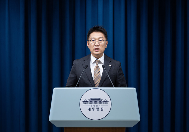 李대통령, 중노위원장에 박수근 교수 내정…방사청장에 이용철 초대 차장(종합)