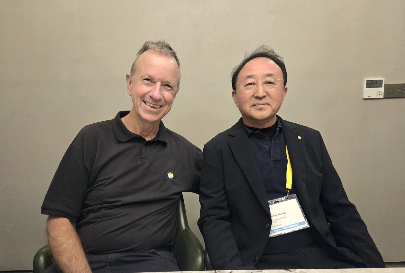 본문 이미지 - 마크 글라이드 AO VET 아시아태평양지부장(왼쪽)과 정인성 AO VET 한국지부장 ⓒ 뉴스1 한송아 기자