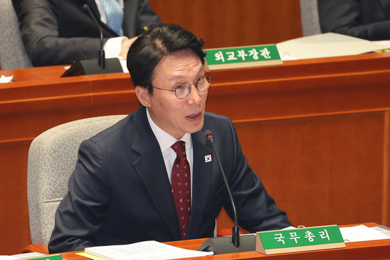 金총리 "배당소득 분리과세 최고세율 연내 정리…열어놓고 대화"