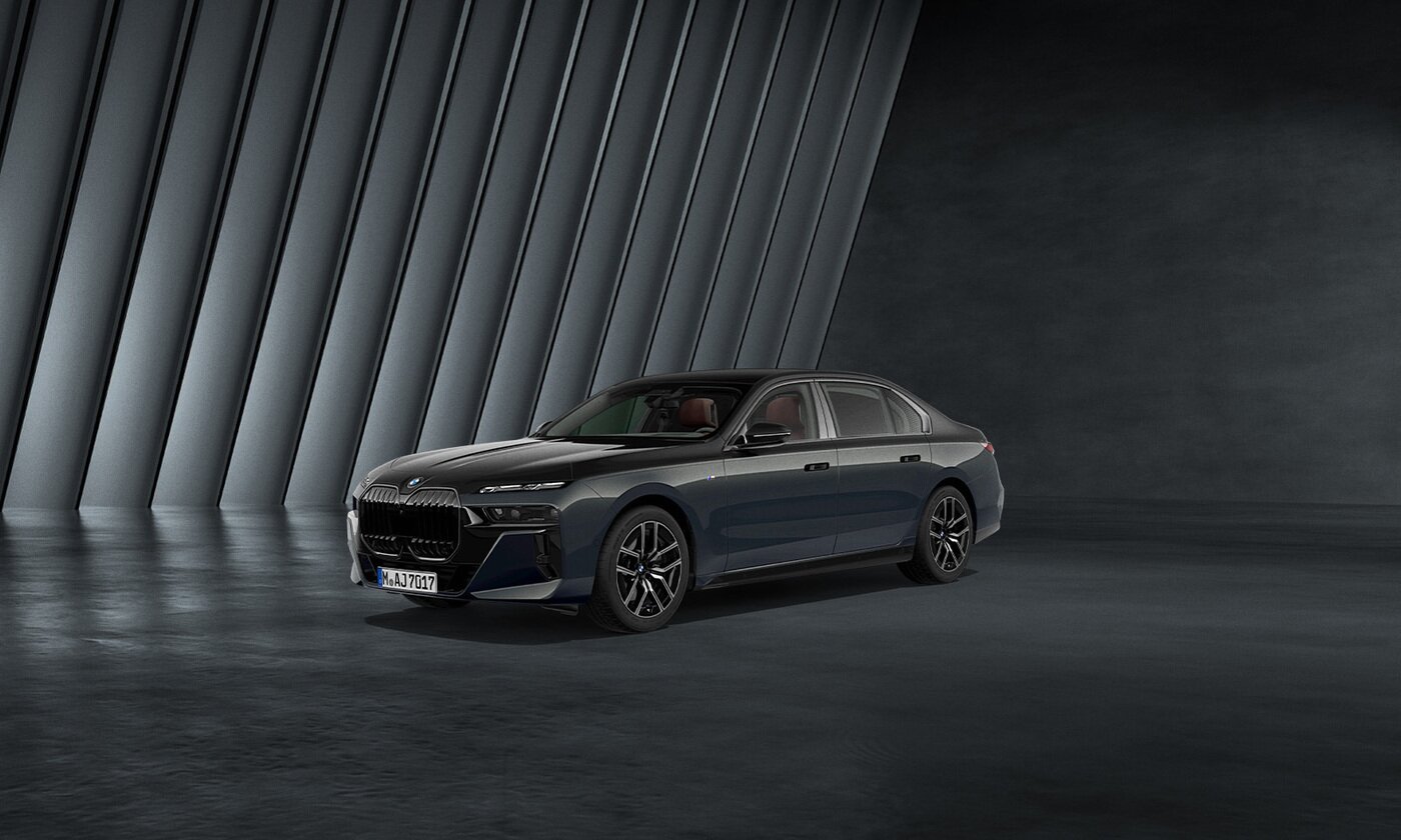 본문 이미지 - BMW 740i xDrive M 스포츠 프로 인디비주얼 투톤 드라빗 그레이 에디션&#40;자료사진. BMW코리아 제공&#41;.