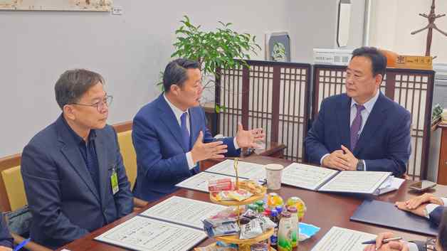 최영일 순창군수, 국회 찾아 '농어촌기본소득' 국비 상향 건의