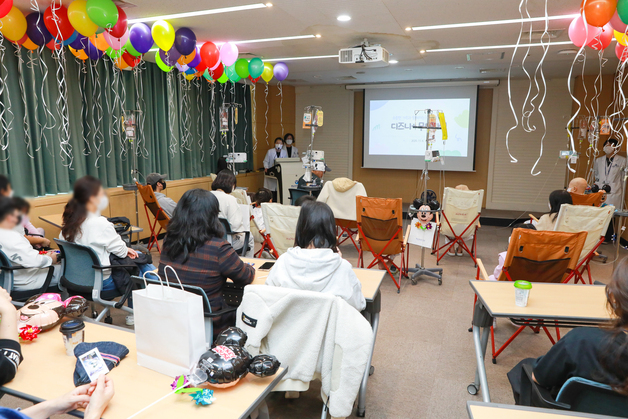 충남대병원, 중증질환 환아·가족 위한 '디즈니 무비타임' 행사 개최